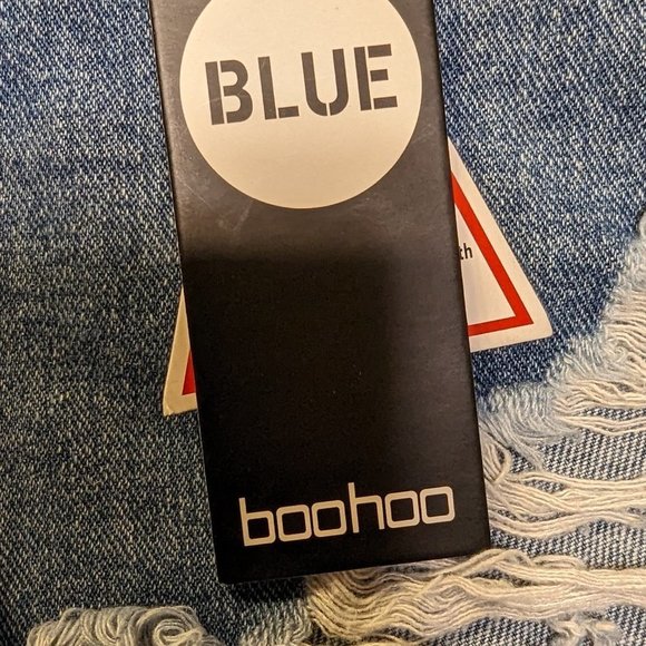 Boohoo Blue Jenna High Rise Distressed Jean Shorts - Picture 5 of 6